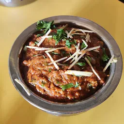 Swad Anusar - curries and more (Model Town)