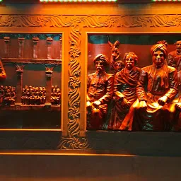 Swami Viveknand Entrance Statue