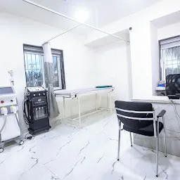 Swastik Hospital (Dr. Vinayak Lokare)
