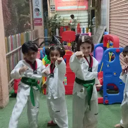 Taekwondo classes Cambridge Montessori