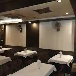 Taj Bar & Restaurant