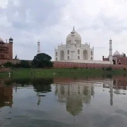 Taj Explore