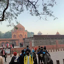 Taj Mahal Ticket Counter