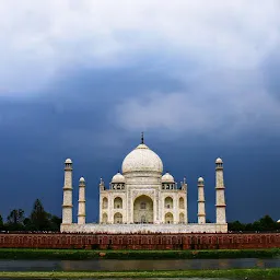 Taj One Day Tour