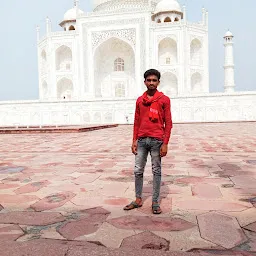 Tajmahal& Agra tour guide( Approved by Ministry of Tourism).