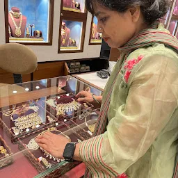 Tanishq Jewellery - Mumbai - Phoenix Mall