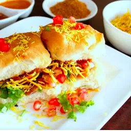 Tasty Shreenath Vadapav And Dabeli Center