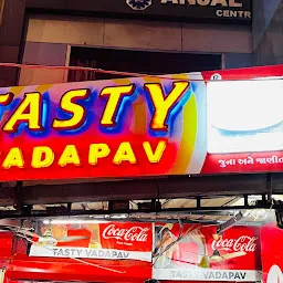 Tasty Vadapav & Yummy Frankie