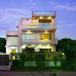 Tavisha Villa Golf Course Road MG road Gurgaon