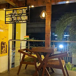 Tea cafe vadapalani