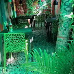 Tea Villa Cafe, Deshbandhupara