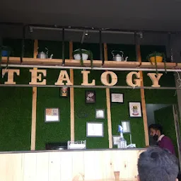 Tealogy cafe guna