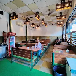 Thambbi Veg Restaurant
