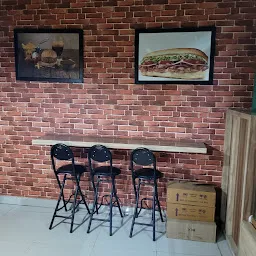 The Bake Studio :- Pizza Outlet in Nahan / chinese Restaurant in Nahan