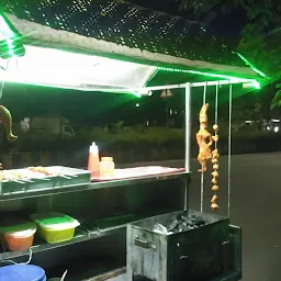 The biryaneez Food Truck