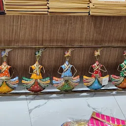 The Bombay Store - Juhu, Vile Parle, Mumbai