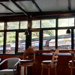 The Coy's Cafe - Bhagsunag