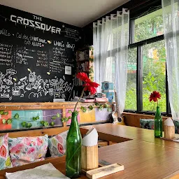 The Crossover Cafe | Dharamkot