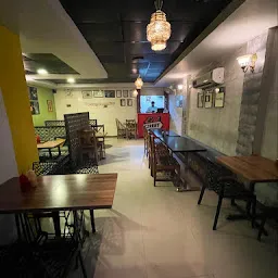 The eat street | best Healthy Cafe In Bathinda | best Restaurant In Bathinda