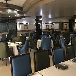 The Esse&Baoji Restaurant - Restaurants In Hisar | Hisar Restaurant