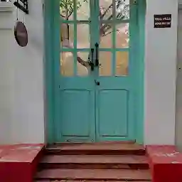 The French Door (Café & Restaurant)