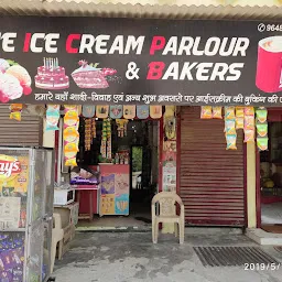 The Ice Cream parlour & Baker's