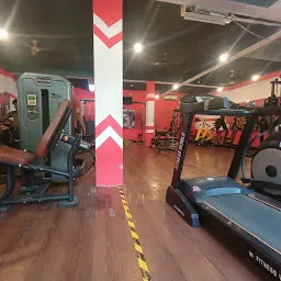 THE IRONS GYM