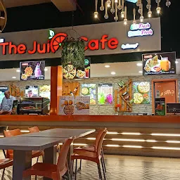 The juice cafe