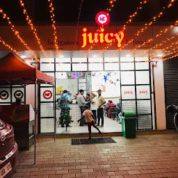 The juicy hut