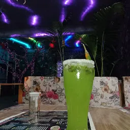 the jungle cafe