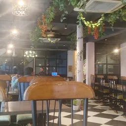 The Lake Hill Restaurant Café