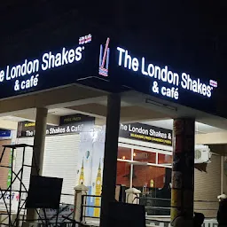 The London Shakes & Cafe