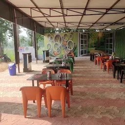 The Mahadev Shudh Vaishno Dhaba