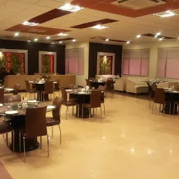 The Manesar Club - Pub, Bar & Restaurant