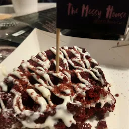 The Messy House - Dessert Bar & Cafe