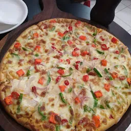 The Pizza Bite ( Pizza Italia )