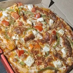 The Pizza Hub