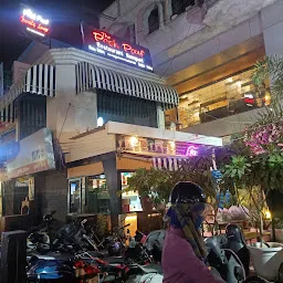 The Posh Pouf Family Restaurant - Best Family Restaurant in Alambagh | Best Multi Cuisine Restaurant In Alambagh Lucknow ||