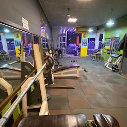 THE POWER PUMPING HOUSE-GYM