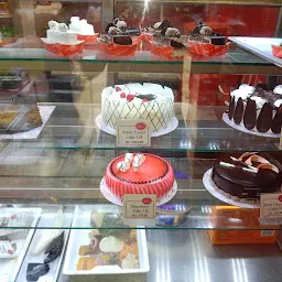 The Red Velvet Bakery (Taltala)