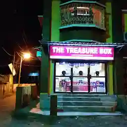 THE TREASURE BOX দি\u200c ট্রেজার বক্স Amul ice-cream parlour