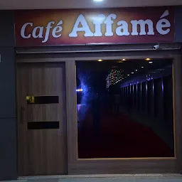 The Urban cafe