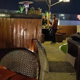 Thikana Sky bar & Cafe Agra