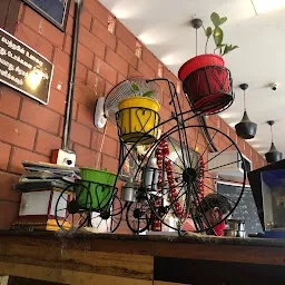 Thulasi Veg Cafe