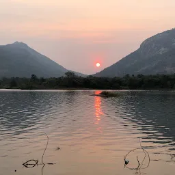 Thumbapalyam Lake