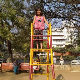 Tilak Public Park