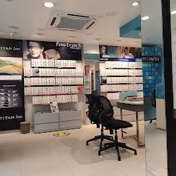 Titan Eye+ at Indiranagar, Lucknow