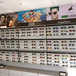 Titan Eye+ at Indiranagar, Lucknow