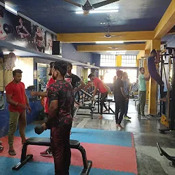 Titan gym