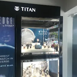 Titan World